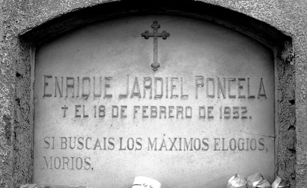 Lápida de Enrique Jardien Poncela
